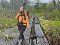 ＜6月は雨でも楽しめる山に登ろう＞ 外国人YouTuberが見た「雨の尾瀬」の魅力【日本で山登りはじめました vol.1】