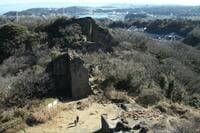 標高139ｍ低山でも「見どころ」満載！  圧巻の岩峰「湘南の妙義山」 古刹・石仏・軍港と「富士山＆東京都心」見渡す山頂「鷹取山」レポ