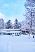 ＜だからやめられない！＞「真っ白な湖畔の雪中キャンプ」でしか見られない「息を呑むような景色」に会いに行こう【絶景キャンプ場ガイド-言葉を失うほどの風景に会いに行こう- vol.18】の画像004