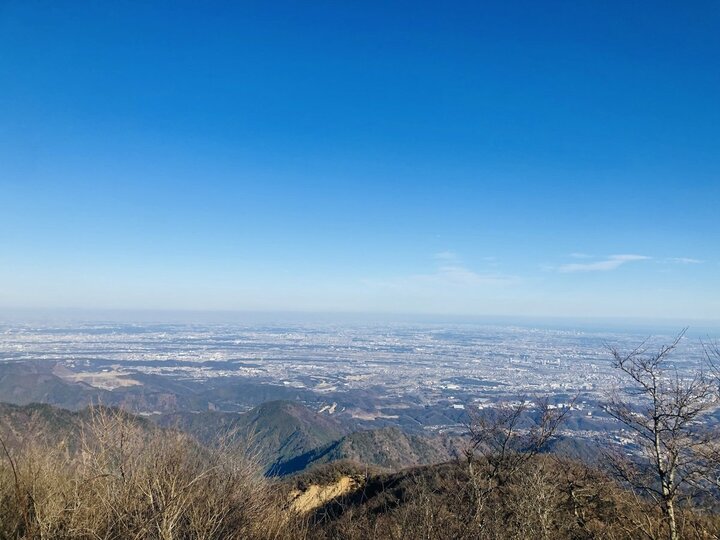 春に登りたい！  関東「山頂からの眺めがいい山」3選！  富士山眺望や関東平野のパノラマ展望を楽しもう【大山・御岳山・筑波山】 
