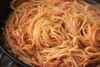 【アウトドア豆知識】写真でも伝わるモチモチ感！「水戻しパスタ」で作るべきアウトドア向き「超速レシピ3選」