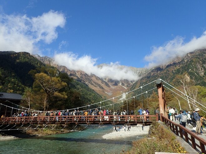 【晩秋登山】北アルプスの絶景をひとり占め！ 登山者の少ない “穴場” シーズンを狙って「涸沢」＆「奥穂高岳」への画像001
