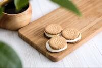 インスタ映えも間違いなし！  キャンプならではの極上スイーツ「スモア」を味わう！