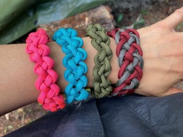 2ページ目 太さ4mmで対荷重量250kg アウトドア キャンプの絶対必需品 パラコード の凄さとは キャンプ ニュース Bravo Mountain