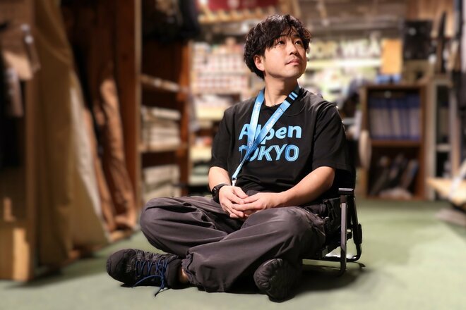 【ショップ店員に聞く！ イチ推しアウトドアギア】冬の「焚き火」には「ローチェア」！  高さ調整からあぐらスタイルまでアレンジもいろいろ〈アルペントーキョー vol.16〉の画像007
