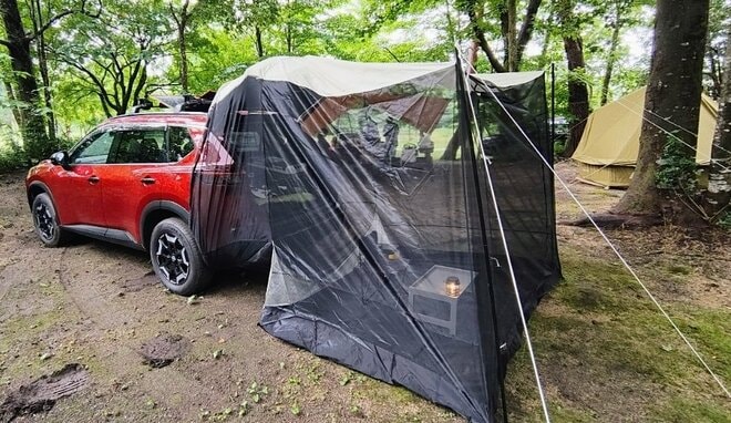 より快適な「車中泊」には、こんなスタイルもアリ！  初挑戦の「ハッチバックテント」簡単リビング設営＆使い勝手は想像以上！「実践レポ」の画像007