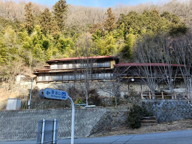登頂60分の戦国山城「要害山」 武田信玄生誕の地に残る遺構や富士山展望、下山後の温泉、パワースポット参拝も楽しむ「日帰りハイキング」の画像006