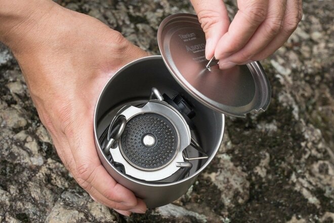 【山でもガンガン使えるCB缶バーナー】SOTOの新作「トレックマスター」実使用レポートの画像005