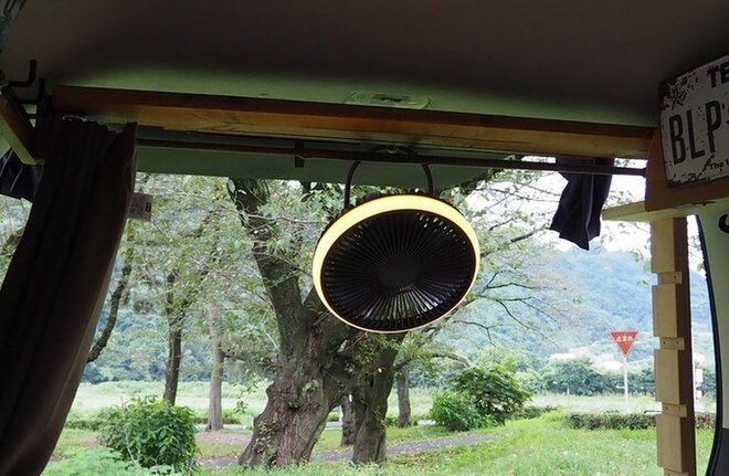 「車中泊」外気温20℃でも、車内はいつもの“熱帯夜”！  持っててよかった～「HAGOOGIのコードレス多機能扇風機」徹底活用レポの画像007