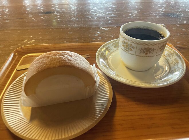 “モンゴルの星空” より美しい！？  北アルプス「燕岳」は山小屋泊入門の大正解！  天界の生ビールやスイーツにも大満足  2025年シメの山行記【双葉社登山部 山行レポートvol.3】の画像007