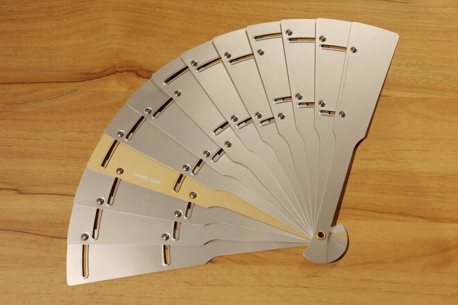 【ショップ店員に聞く！ イチ推しアウトドアギア】火起こしに超役立つ、メタル製「薪＆扇子」とは！？  意外に売れてる焚き火グッズ〈アルペントーキョー vol.19〉の画像005