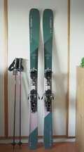 【初級者のためのお買い物ガイド】編集部員がガチで買う！  パウダースキーとゲレンデスキー「二刀流のスキー板」ナマ購入レポートの画像007