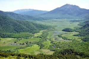 【尾瀬国立公園】この夏に行きたい！ 群馬・福島・新潟からアクセスできる、山の中に広がる楽園「尾瀬」の魅力とは