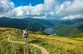 【秋山登山】長雨の合間に…… 絶景だらけの2日間！ 「山頂直下の避難小屋は、天空の撮影スタジオ」 朝日連峰・以東岳　山形県｜2026年の画像012