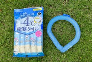 「夏のひんやり便利グッズ」で人気！ 「冷感タオル」＆「クールリング」アウトドア・外出で「1時間使ってみた」比較測定レポ