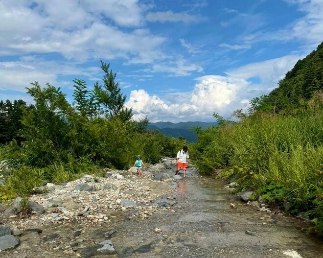 冬通いの「スノーボード好き」もハマる「夏の白馬」！  山を見て＆川遊びするだけでも心地よい、家族と一緒の1日「整い旅」現地レポの画像004