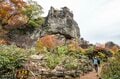 【妙義山】紅葉と奇岩のコントラストが見事な石門群をいく錦繍の絶景巡り！  スリリングすぎる “石門コース” 登山　群馬県｜2025年の画像006