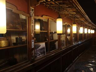 ジブリ『千と千尋の神隠し』の舞台！「歴史の宿 金具屋」ノスタルジックな温泉街「9つの外湯巡り」【長野・信州 渋温泉】