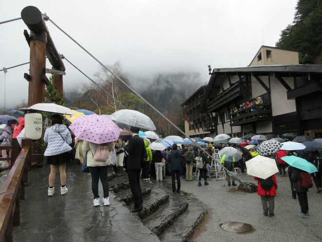 昨年の来訪者は過去最多166万人以上！  山岳景勝地「上高地開山祭」が行われ、今季の観光シーズンスタート【長野県松本市】の画像002