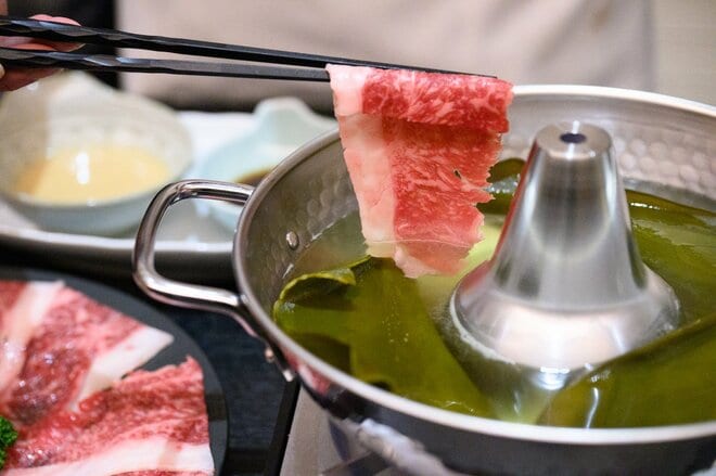 「青森スプリング・スキーリゾート」  新サービス “リゾートガイドツアー” にレジェンド・スノーボーダーと参加！  ハイク不要の “パウダースノー” 堪能レポート！【青森県鯵ヶ沢町】の画像023