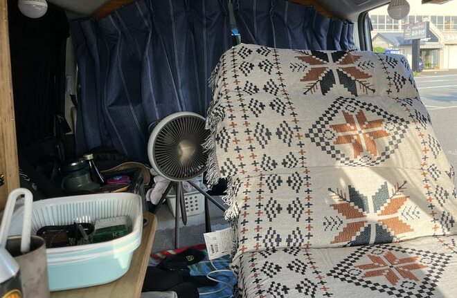 「車中泊」外気温20℃でも、車内はいつもの“熱帯夜”！  持っててよかった～「HAGOOGIのコードレス多機能扇風機」徹底活用レポの画像005