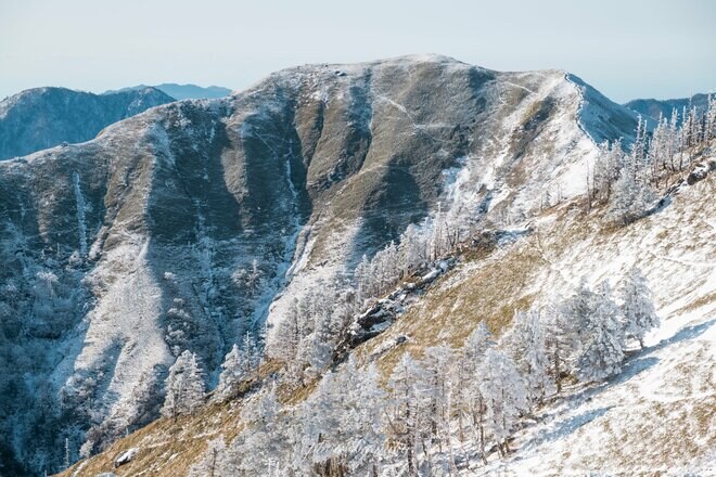 【日本百名山】初冬の「剣山」で絶景を堪能！  静かな天空の散歩 〈徳島県〉2024年の画像007