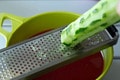 川でキンキンに冷やして作る！  トマジューとやきとり缶の冷製スープ「ガズパチョ」【缶詰博士の缶たん”CAN”P料理 vol.92】の画像007