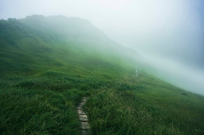 【登山】 “夏と秋、雨と晴れの狭間で揺れ動く景色” ワンチャンあるか！？ 「浅草岳」へ　新潟県魚沼市｜2026年の画像011