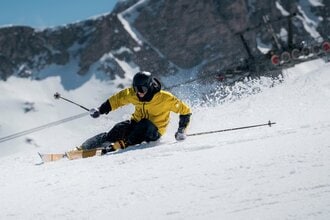 パウダー？ バックカントリー？ ゲレンデ？」使い勝手の良さはナンバー