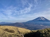 「富士山の絶景」に出会える山5選！  年間26回「富士山のための登山」ライター厳選「1時間30分以内で行ける」眺望スポット
