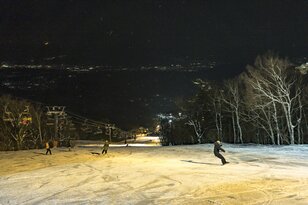 ガッツリ滑りたい派も満足のナイターコース　いいづなリゾートスキー場