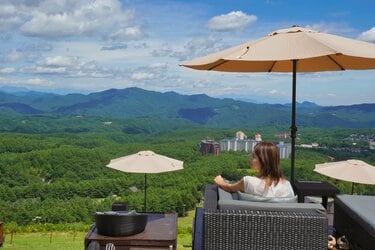 秋先取りの “草津” を120％満喫！ 天空のリゾート「草津温泉スキー場