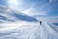 まさに一面の「銀世界」絶景！ 日本百名山「霧ヶ峰」での「雪原スノーハイク」！ 入門に最適「車山・往復2時間」登山レポの画像001