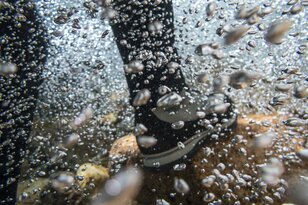 【渓流釣り】「地図にない滝が登場！」想像を掻き立てられる地形図！ “秘密の渓”でフライフィッシング 長野県 2023年・盛夏