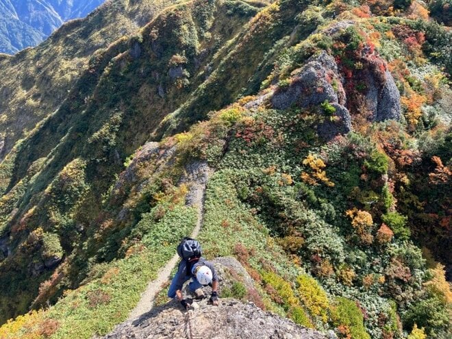 【10月の紅葉絶景】ロープウェイで登れるスリル満点の岩峰ルート「八海山」の画像004
