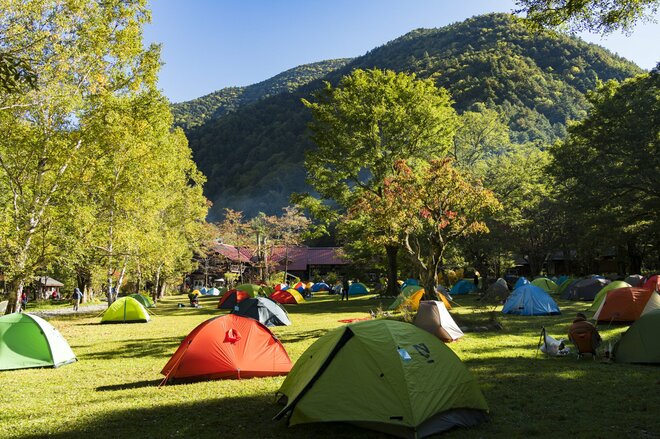 彩りも人出も最高潮！【2021年・秋】涸沢カールの紅葉事情と「驚異の写真」の画像002