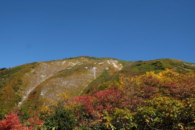 【首都圏から日帰り登山】紅葉と絶景の稜線が待つ日本百名山「巻機山」＜新潟県＞の画像005