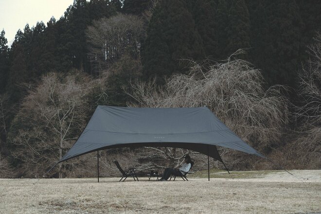 ペグ打ちは4か所だけでOK！  設営時間の短縮＆パーツの数を少なくしても、美しく張れる！  次世代の多機能タープ「NEUK（DVERG）」の画像006