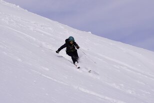 冬が帰ってきた！？春を目前に待望の積雪【谷川岳天神平スキー場 by 星野リゾート・群馬県】まだまだスキー＆スノボが楽しい季節は続く
