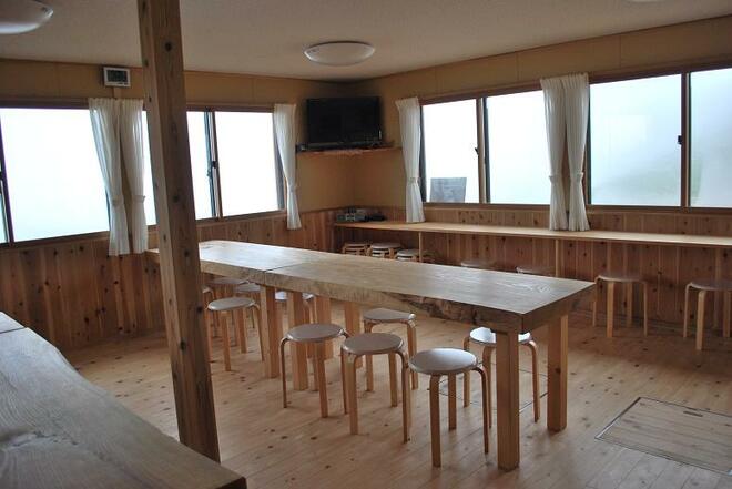【特集 そこに山小屋を興して】北アルプス山小屋ヒストリー 第15回『薬師岳山荘』 標高2,701mの稜線から望む“山”と“海”の絶景！  家族で切り盛りする「アットホーム」な山小屋  富山県｜2026年の画像005