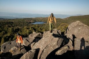 機能性が高くカジュアルさも併せ持つ“コロンビアらしさ”が詰まった”アウトドアウェア「エンジョイマウンテンライフシリーズ」