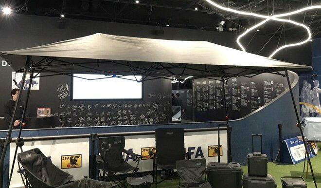 【“暑熱ギア”でつながる取り組み】コールマンと日本サッカー協会がコラボプロジェクトを発表！  新色「ジェットブラック」モデル18種も登場の画像002