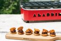 気軽にアウトドアに持ち出せる「高火力＆ムラなし」グリル・BBQギア！【センゴクアラジン「ポータブル ガス ホットプレート グラパン＆プチパン」】の画像005