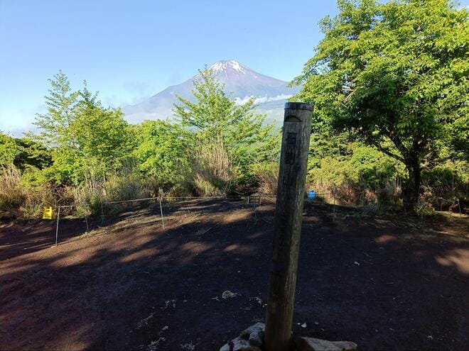 3回通ると願いが叶う！？  いにしえの伝説が残る巨岩で願掛け体験！「石割山ハイキング」 山頂からは富士山の絶景を満喫！の画像006