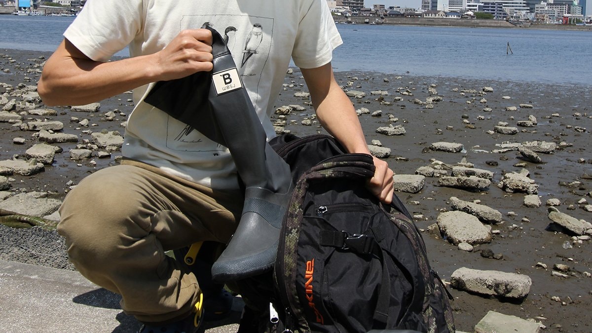 キャンパーの間で隠れた人気！ コスパ最強「日本野鳥の会」のバードウォッチング長靴ほか、アウトドア必需品「おすすめ長靴」3選｜概要｜キャンプ｜ニュース｜BRAVO  MOUNTAIN