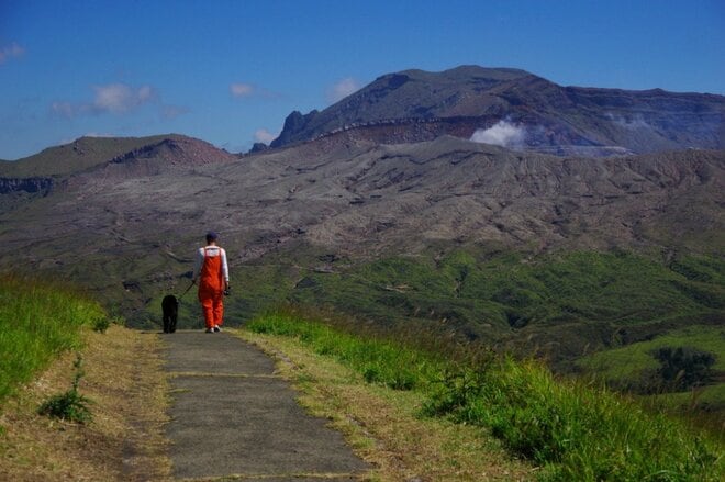 「9月は草と水の楽園へ」 火山地帯に広がる緑の草原と阿蘇五岳の一座＜杵島岳と草千里ヶ浜＞【月めくりの低山カレンダー #9】の画像005