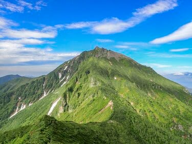 人気上昇中】101番目の日本百名山！？ 北海道の秀峰・ニペソツ山を登る