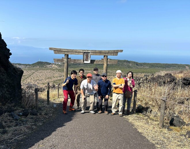 大島上陸！ 双葉社登山部、三原山ハイキングへ！ 「山も焼き肉も堪能！！ 浜松町から船便出発で1泊2日の伊豆大島 三原山登山」【双葉社登山部 山行レポート vol.4  後編】の画像007