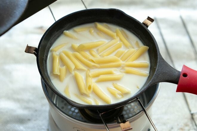 執念は引き継がれた！  バジルの鮮やかな色にこだわったサバ缶がリニューアル【缶詰博士の缶たん”CAN”P料理 vol.78】の画像003