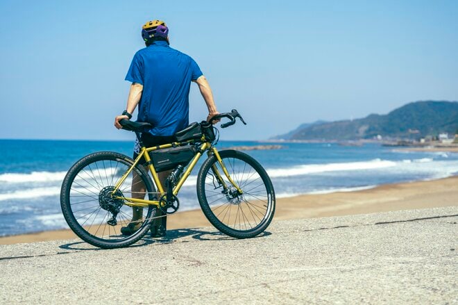 【自転車】ベストシーズン到来！「久比岐自転車道」 旧国鉄のトンネルと日本海　潮騒を感じながら “専用道” で心ほぐれるサイクリング   新潟県｜2026年の画像009